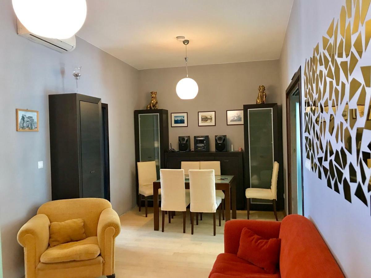 Han Krum 2 Bedroom Central Flat ソフィア エクステリア 写真